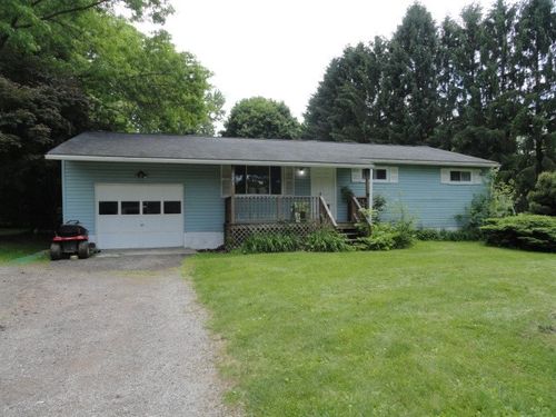 121 N Ridge Dr, Butler, PA, 16001-8724 | Card Image