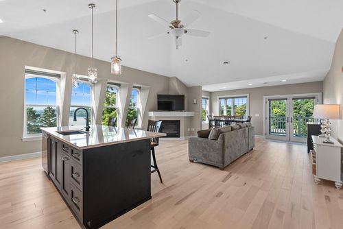 40-279 Victorian Village Drive, ELKHART LAKE, WI, 53020 | Card Image