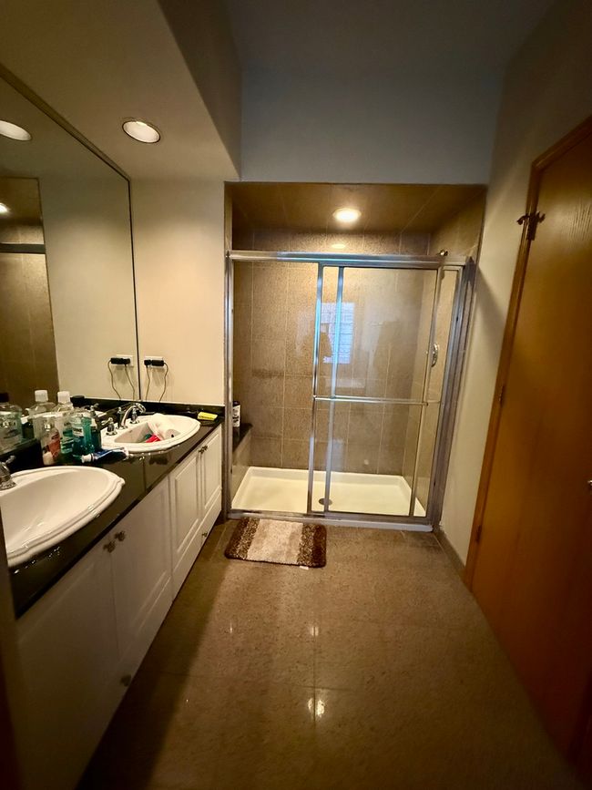 APT-1 - 654 Briar Pl, Condo with 3 bedrooms, 2 bathrooms and 1 parking in CHICAGO IL | Image 18