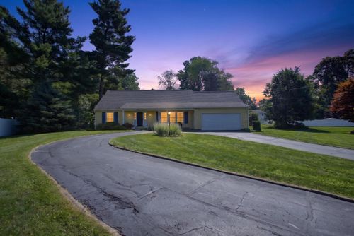 4745 Birch Haven Rd, Jackson, MI, 49201-8252 | Card Image