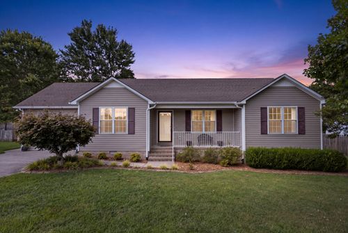 102 Chesapeake Dr, Tullahoma, TN, 37388-8503 | Card Image