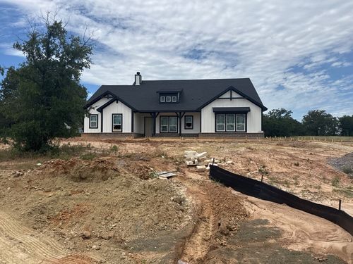 165 Oak Grove Way, Springtown, TX, 76082-0015 | Card Image