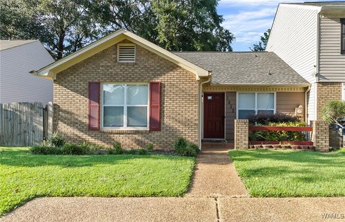 1038 Fairfax Dr, Tuscaloosa, AL, 35406-2819 | Card Image