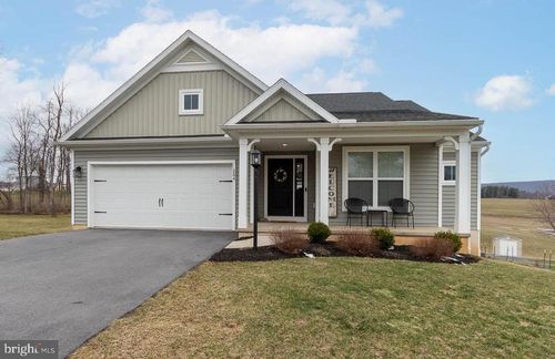 204 Whitetail Cir, MILL HALL, PA, 17751-8332 | Card Image