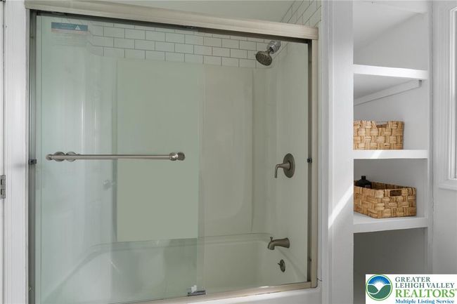 Unit #1 Bathroom | Image 21