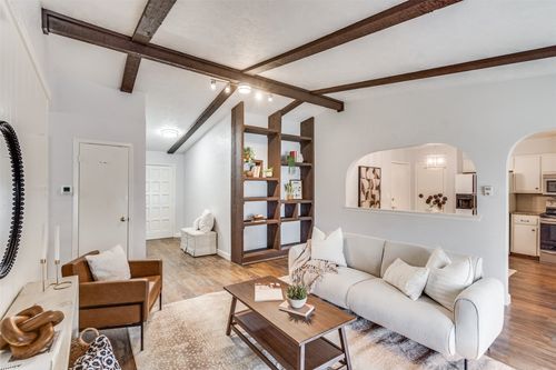 626 Shadyglen Dr, Allen, TX, 75002-1904 | Card Image