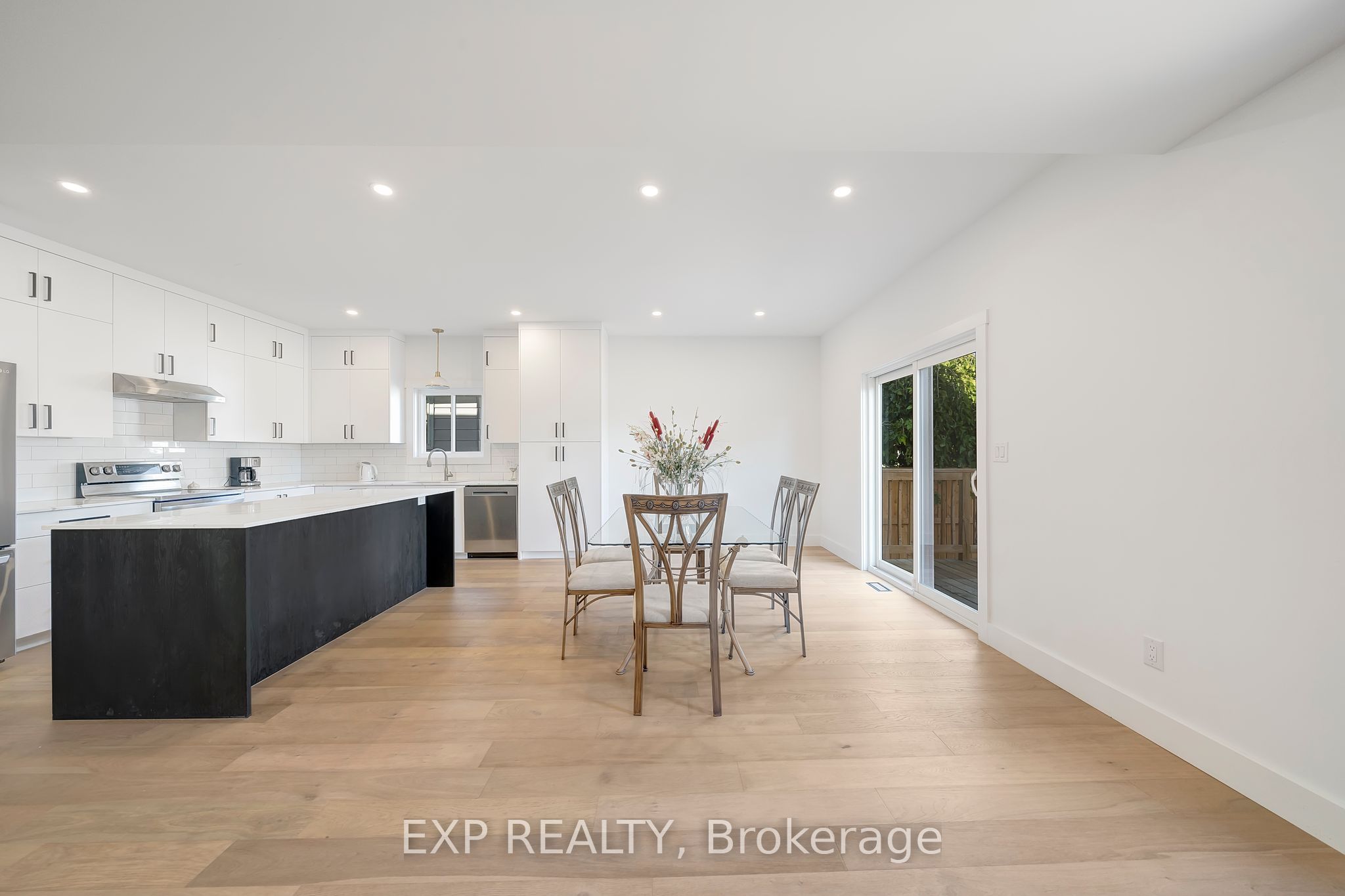 Residential in Thorold 4