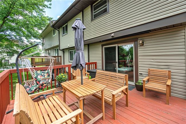 301 Holland Ct, Townhouse with 2 bedrooms, 2 bathrooms and 1 parking in Coraopolis PA | Image 31