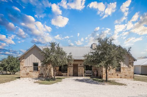888 Tierra Linda Dr, ConCan, TX, 78838 | Card Image