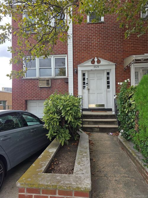 1-18-28 Bell Boulevard, New York, NY, 11360 | Card Image