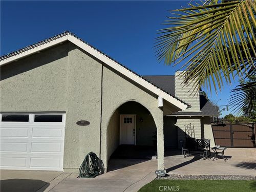 5971 Paradise Cir, Cypress, CA, 90630-5535 | Card Image