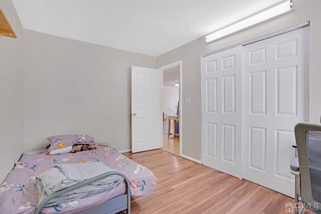 1308 Woodbridge Commons Way, Townhouse with 3 bedrooms, 2 bathrooms and null parking in Iselin NJ | Image 9