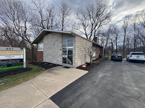 5-main-level-401 Center St, South Haven, MI, 49090-1315 | Card Image