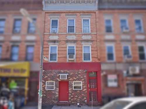 850 Mcdonald Avenue, Brooklyn, NY, 11218 | Card Image