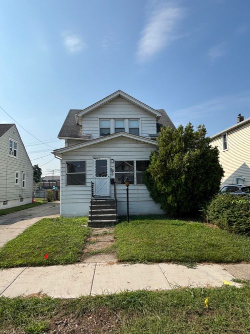 352 E Goulson Ave, Hazel Park, MI, 48030-1848 | Card Image
