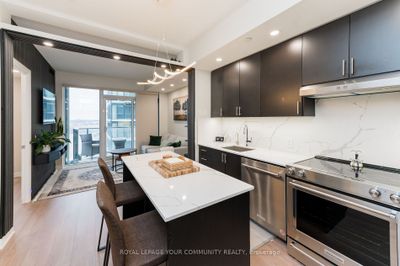 2025 - 9000 Jane St, Condo with 1 bedrooms, 2 bathrooms and 1 parking in Concord ON | Image 3