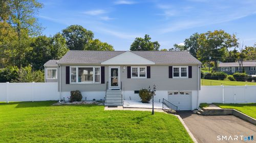 144 Beatrice Dr, West Haven, CT, 06516-6520 | Card Image