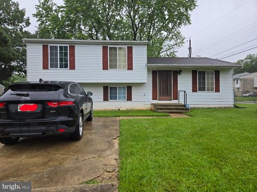 8621 Fulton Ave, GLENARDEN, MD, 20706-1517 | Card Image