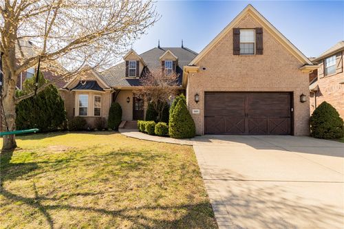 5605 S Chadwick Dr, Rogers, AR, 72758-8223 | Card Image