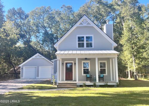 9 Attaway Ln, Beaufort, SC, 29907-2202 | Card Image