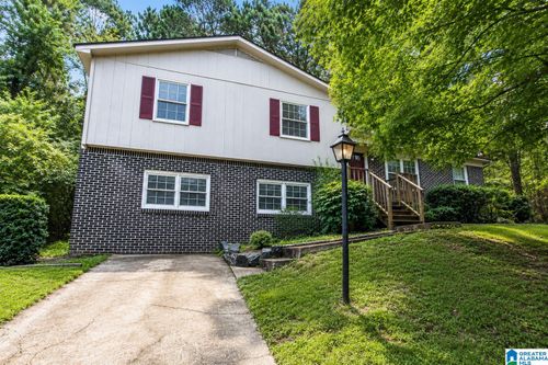 513 15th Ave Nw, CENTER POINT, AL, 35215-5336 | Card Image
