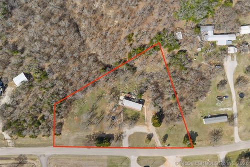 3662 Charles F Cooper Memorial Dr, Sulphur, OK, 73086-9469 | Card Image