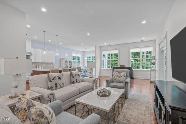 Abundance Of Natural Light | Image 8