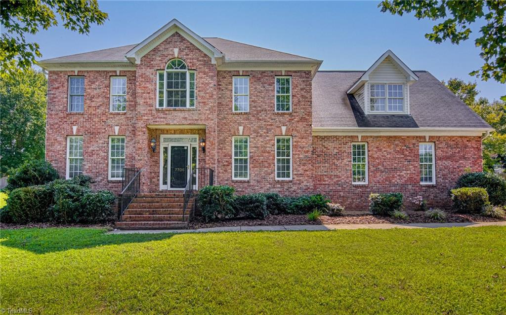 Tall Meadows Dr, Kernersville, NC 27284