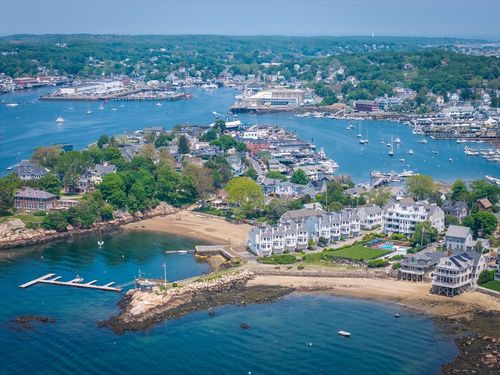 apt-c2-7 Rackliffe St, Gloucester, MA, 01930-4181 | Card Image
