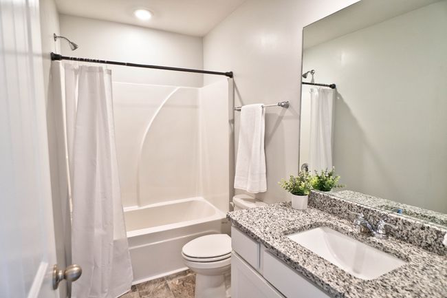 132 Grayson Cir, Townhouse with 3 bedrooms, 3 bathrooms and 2 parking in Chapel Hill TN | Image 14