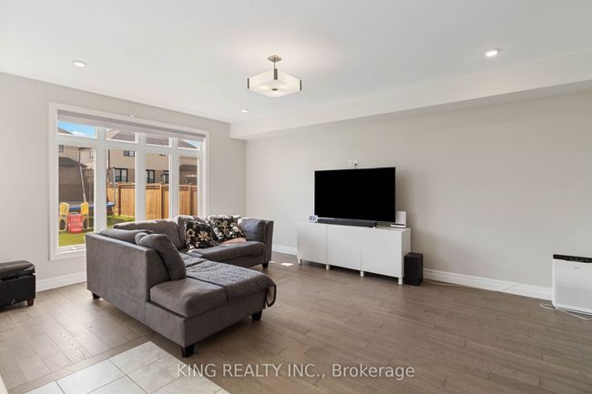 122 Renaissance Dr, House other with 4 bedrooms, 3 bathrooms and 2 parking in Saint Thomas ON | Image 5