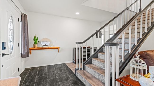 715 Pearl Ct, House other with 3 bedrooms, 3 bathrooms and 6 parking in Glenhaven CA | Image 21