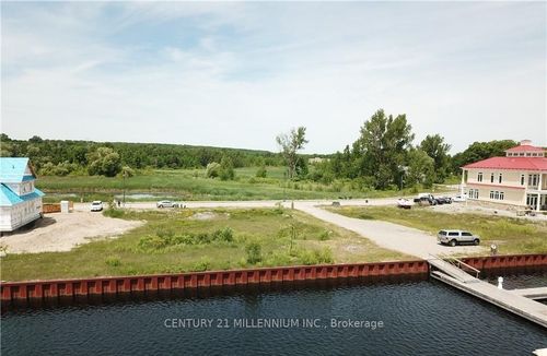 10-19 Dock Lane, Port Mcnicoll, ON, L0K1R0 | Card Image