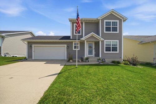 4922 Millenium Dr, Cedar Falls, IA, 50613-7993 | Card Image