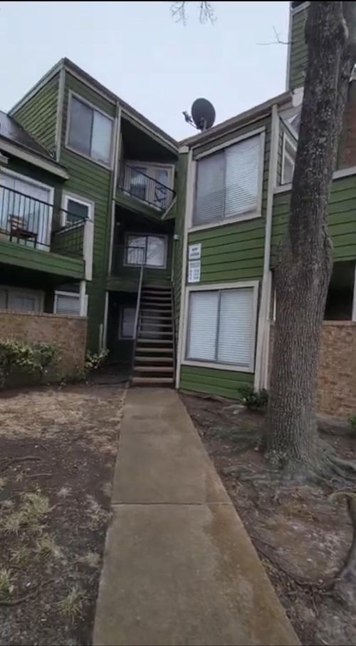 b206-9803 Walnut St, Dallas, TX, 75243-2885 | Card Image