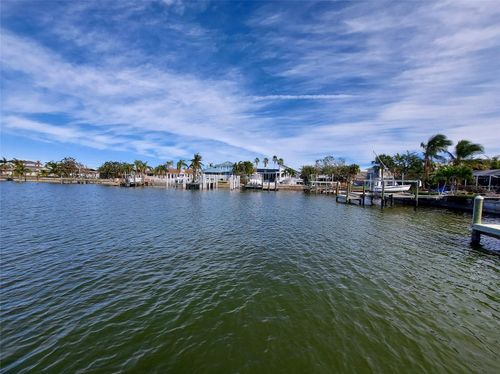 12155 6th Street E, TREASURE ISLAND, FL, 33706 | Card Image