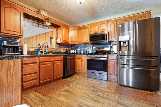 14460 N County Road 3070, House other with 4 bedrooms, 3 bathrooms and null parking in Lindsay OK | Image 31