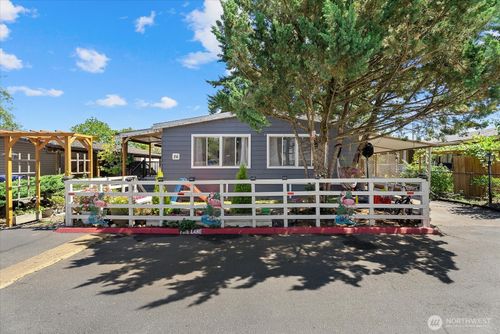 26-12605 E Gibson Rd, Everett, WA, 98204-5698 | Card Image