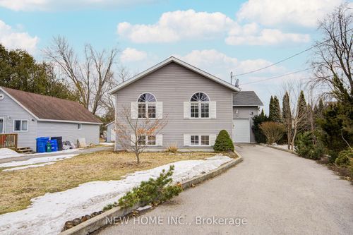 784 Rockaway Road, Georgina, ON, L0E1S0 | Card Image