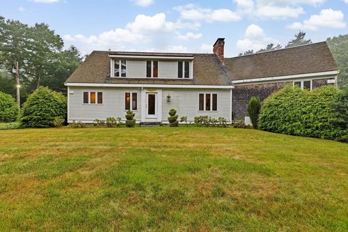 41 Spring St, Plympton, MA, 02367-1701 | Card Image