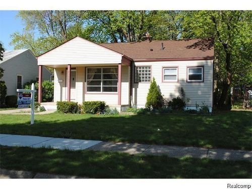 23269 Ithaca St, Oak Park, MI, 48237-2212 | Card Image