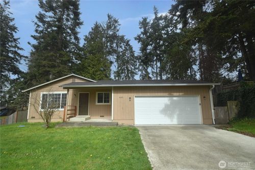 600 Salal St, Oak Harbor, WA, 98277-9529 | Card Image