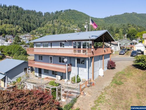 305 Cypress Av, Garibaldi, OR, 97118 | Card Image