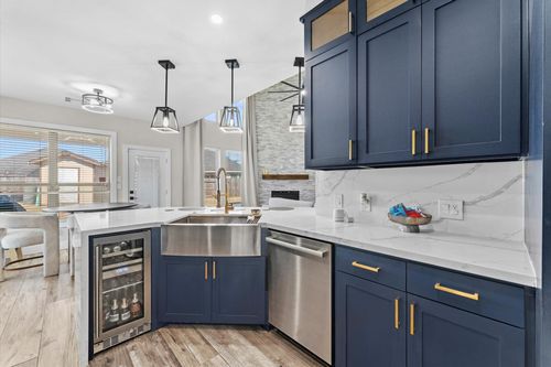 3002 Hurst Green Ln, Fresno, TX, 77545-1405 | Card Image