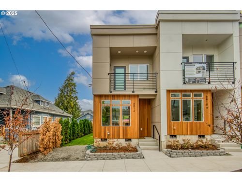 6812 Ne 6th Ave, Portland, OR, 97211-2938 | Card Image