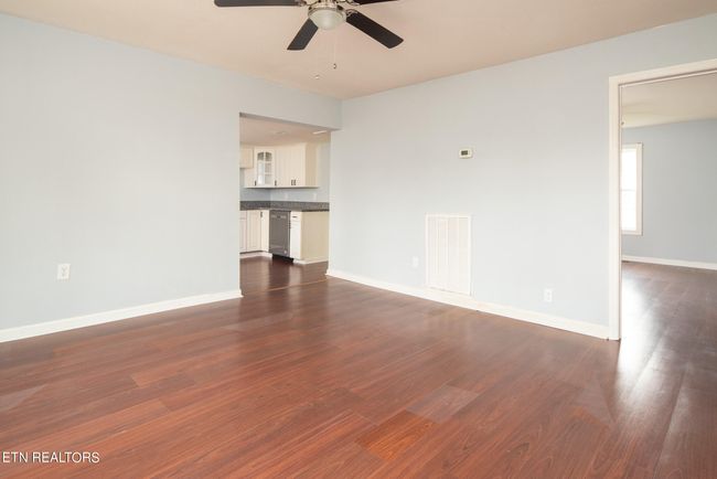 ST - 112 Peach St, House other with 4 bedrooms, 1 bathrooms and null parking in Athens TN | Image 6