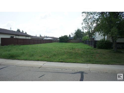 4605 54 Ave, Bruderheim, AB, T0B0S0 | Card Image