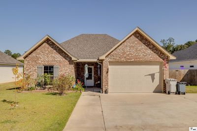 315 Yellow Pine Drive, House other with 3 bedrooms, 2 bathrooms and null parking in Calhoun LA | Image 1