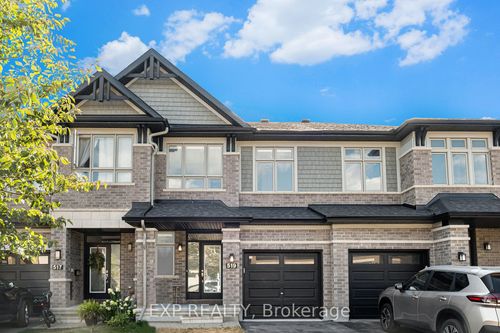 519 Triangle St, Stittsville, ON, K2V0M7 | Card Image