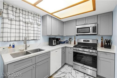 unit-78-5263 Corinne Ct, Las Vegas, NV, 89103-5024 | Card Image